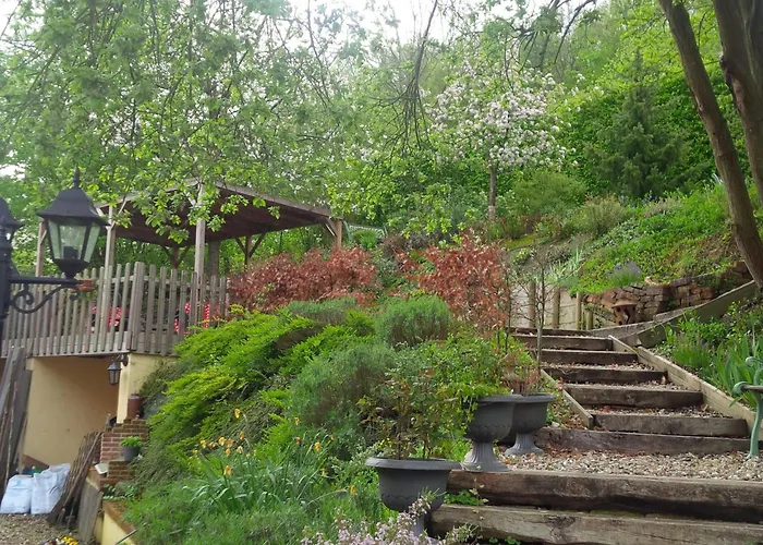 Duck House Bed & Breakfast